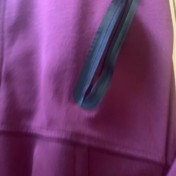 Hyba Reitmans dressy/casual jacket burgundy colour size large - Picture 2 of 4